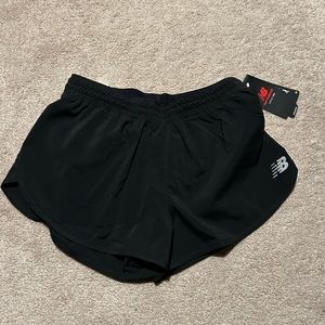 NWT New Balance Accelerate 2.5 Shorts